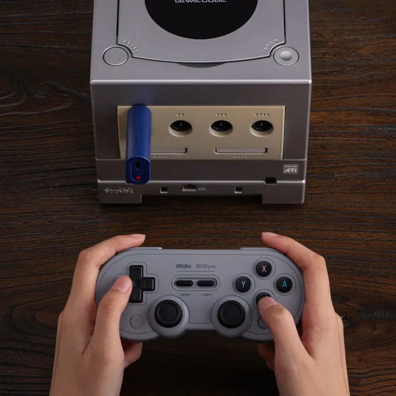 Picture of 8BitDo Retro Receiver for NGC 8