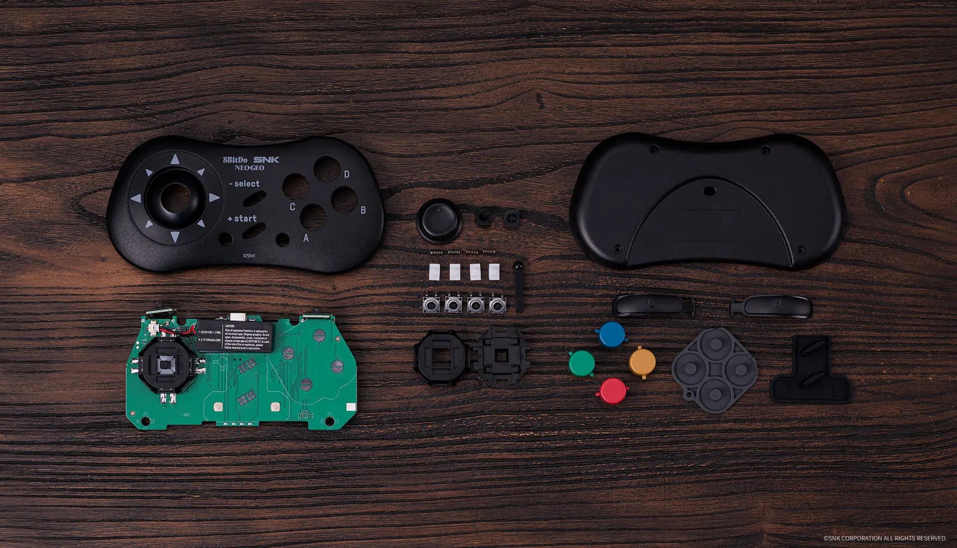 Picture of 8bitdo Neo Geo CD Bluetooth Controller (2)