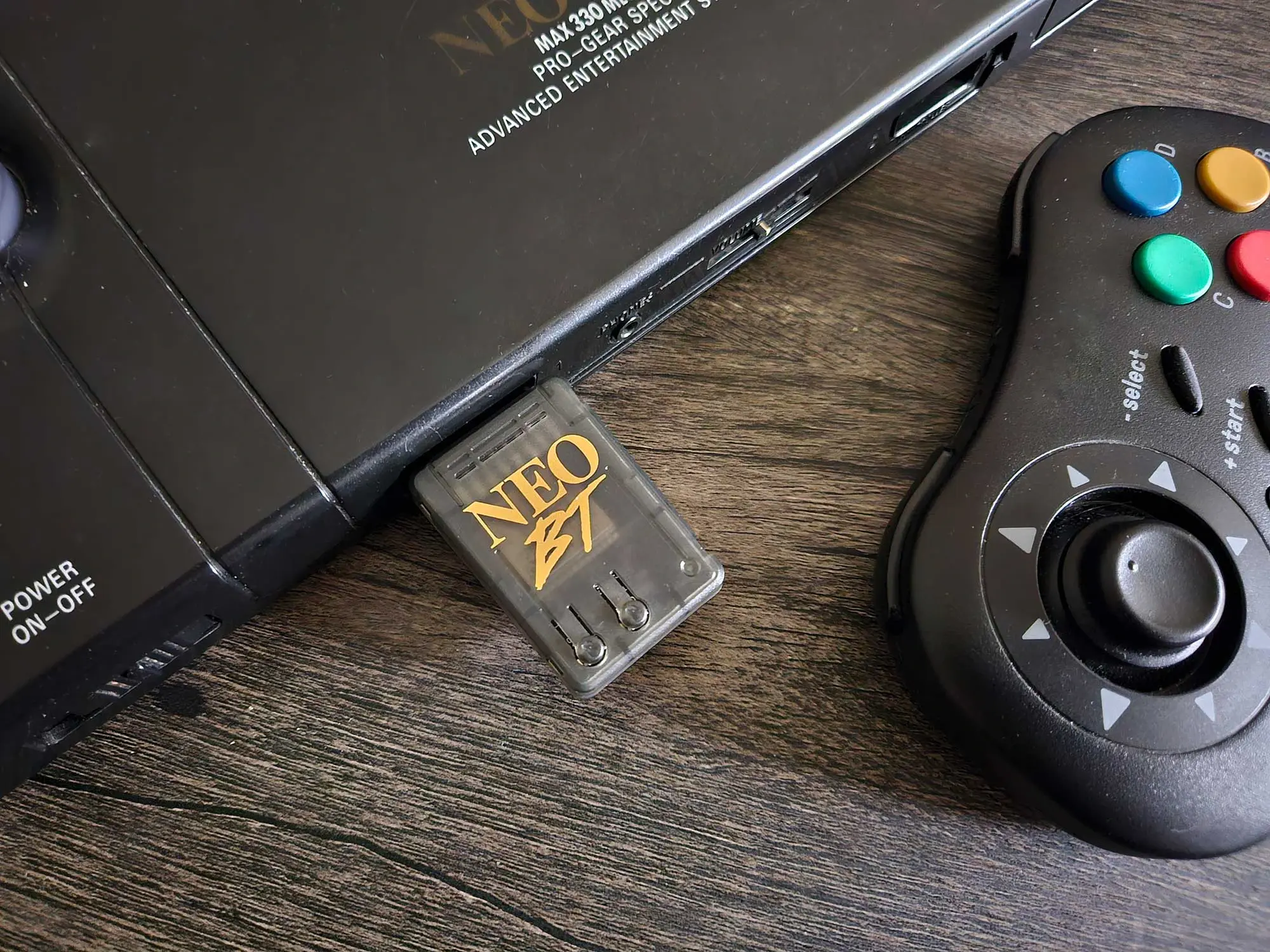 Picture of Neo BT – Neo Geo Bluetooth Adapter (3)