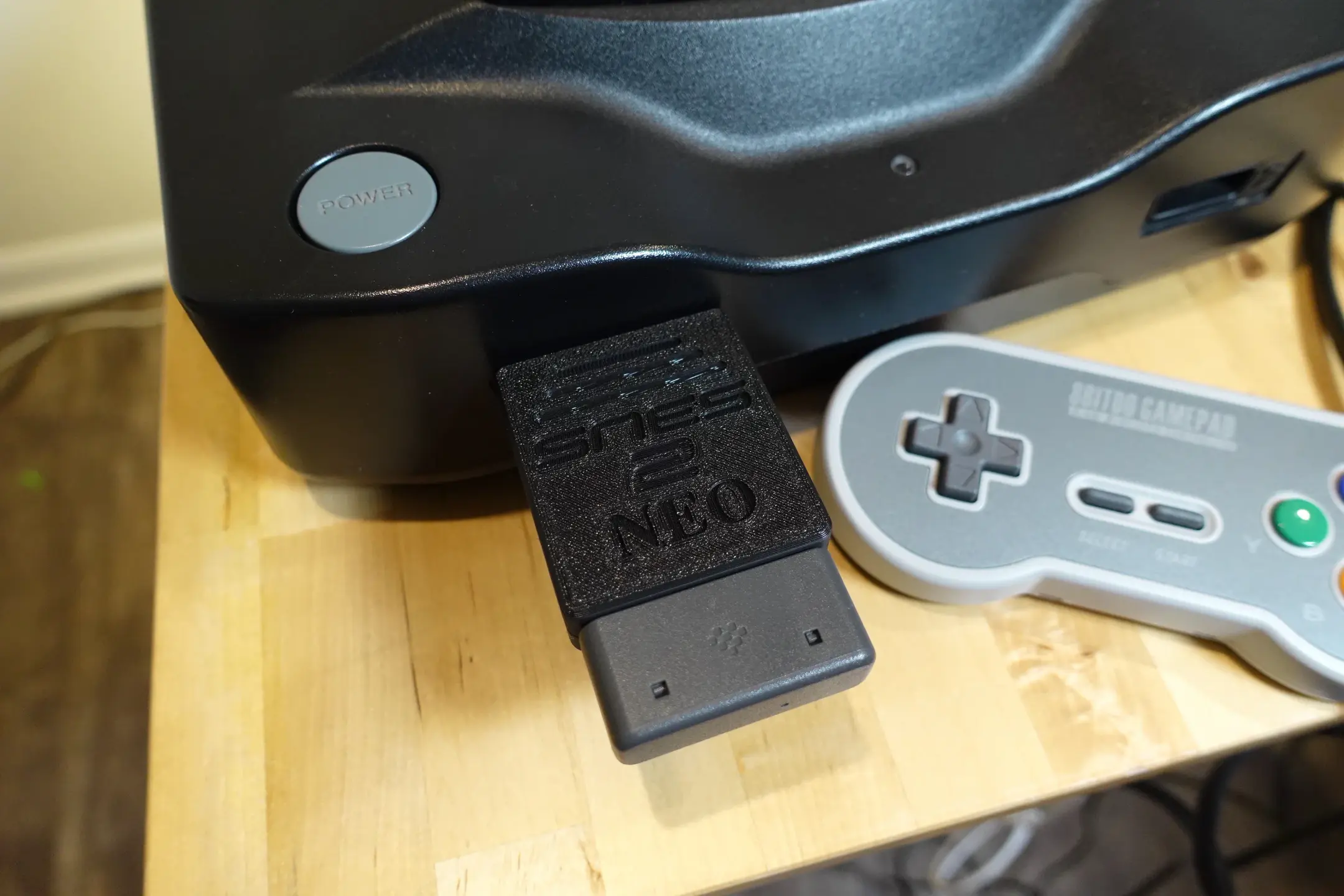 Picture of Retrofrog SNES2Neo - Ultra Low Latency SNES controller adapter for your Neo Geo console (2)