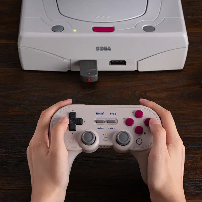 Picture of 8BitDo Retro Receiver for Saturn 10