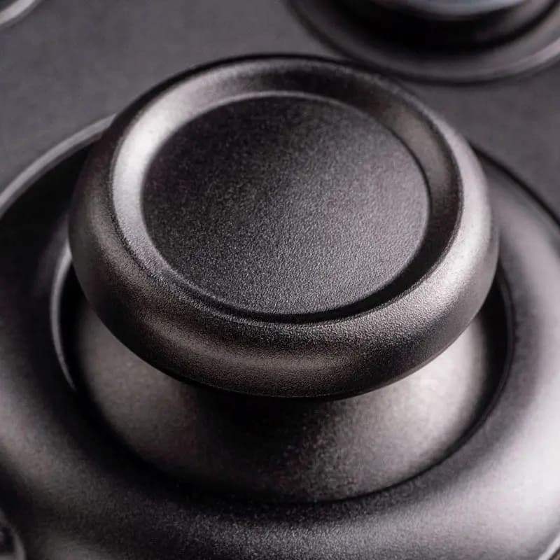 Picture of 8BitDo SN30 Pro Wired Controller 2