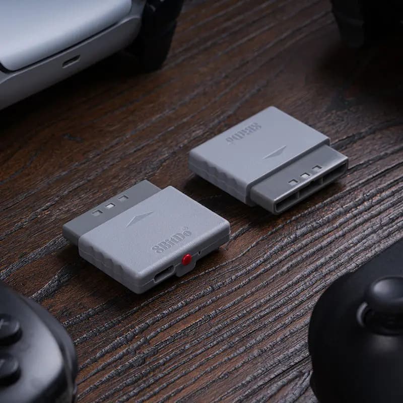 Picture of 8BitDo Retro Receiver for PS1, PS2 8