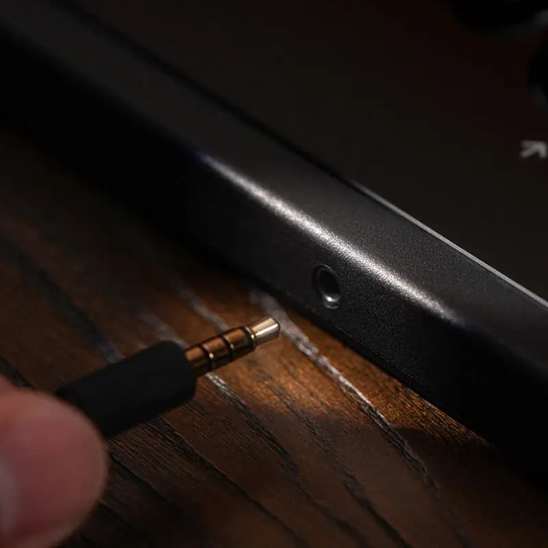Picture of 8BitDo Arcade Controller for Xbox 7