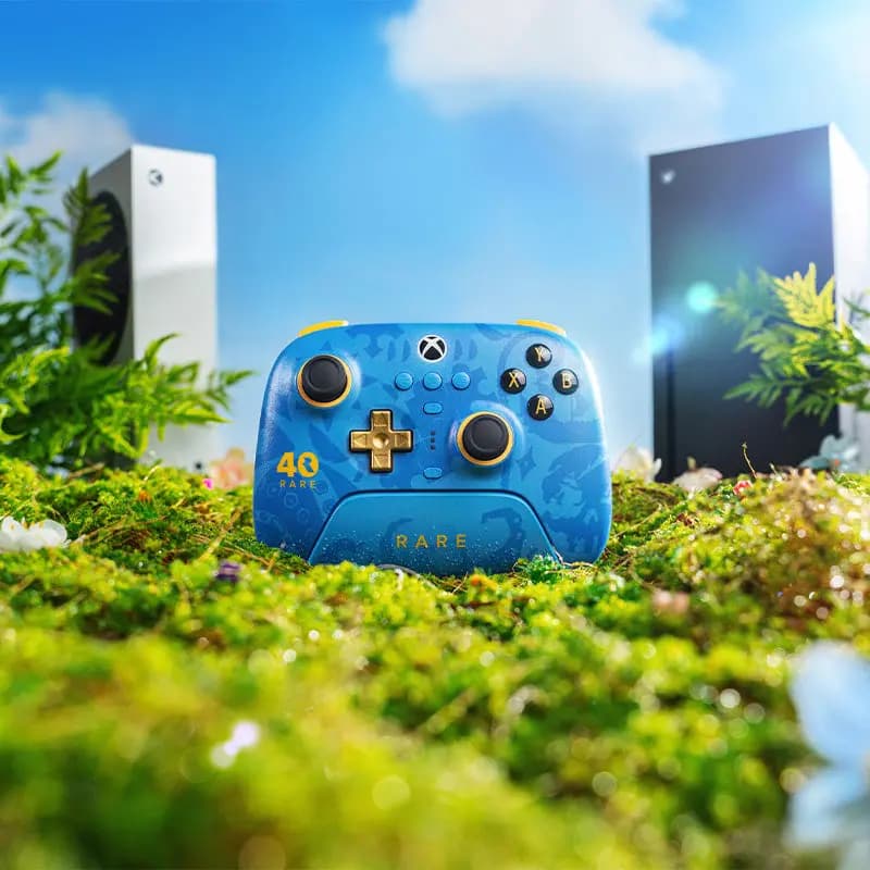 Picture of 8BitDo Ultimate 3-mode Controller for Xbox 2