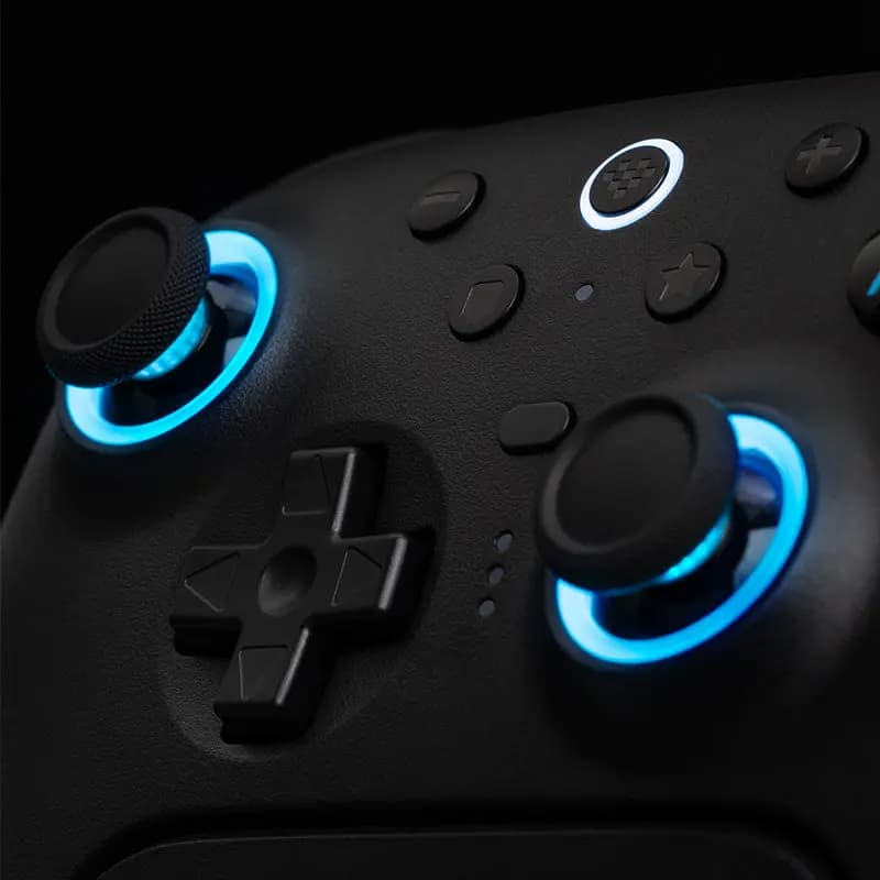 Picture of 8BitDo Ultimate 2 Wireless Controller 2