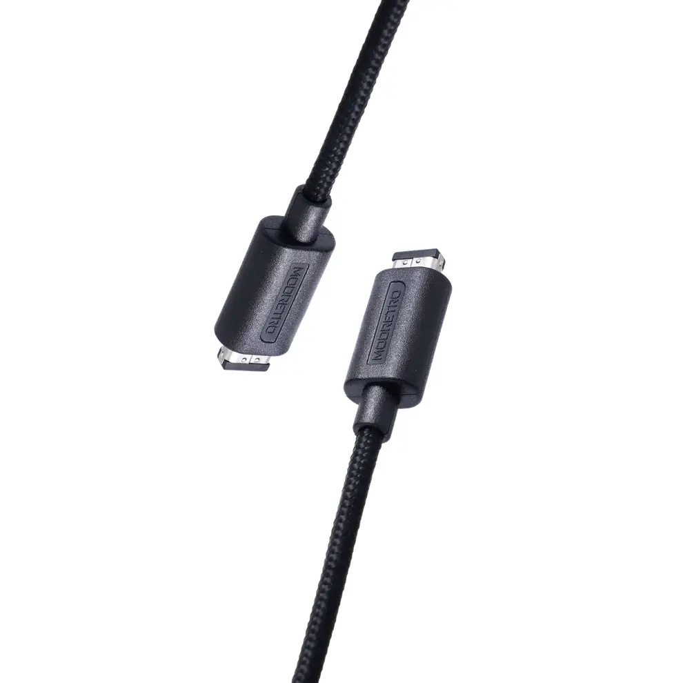 Picture of Chromatic Link Cable 1