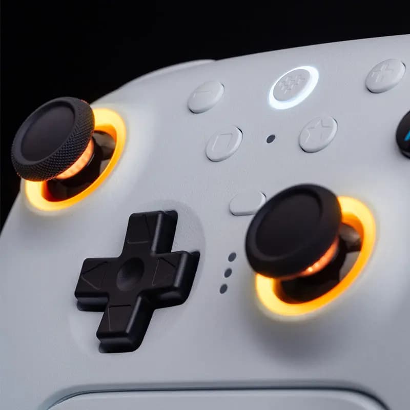 Picture of 8BitDo Ultimate 2 Wireless Controller 2